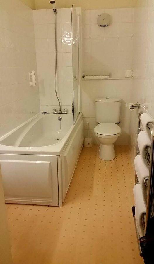 The Royal Hotel Тейн Экстерьер фото